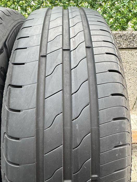 Автомобилни гуми 185 65 15 Goodyear
