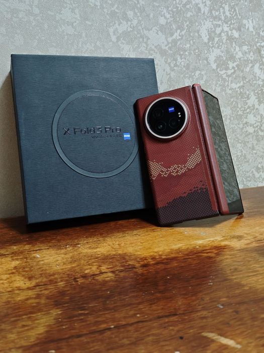 Vivo X Fold3 Pro 512GB в идеальном состоянии