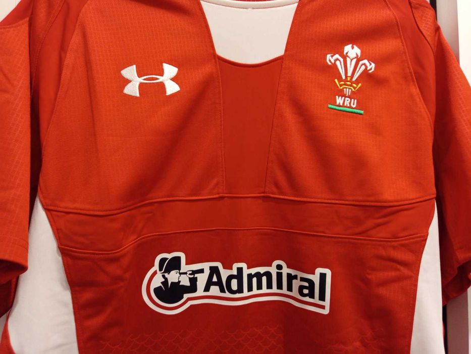 Оригинална ръгби фланелка на Уелс - under armour