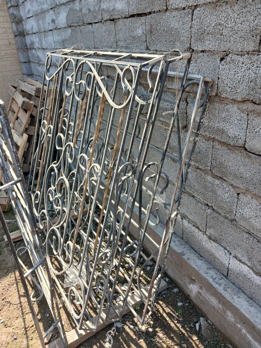 Решётка срочно продам