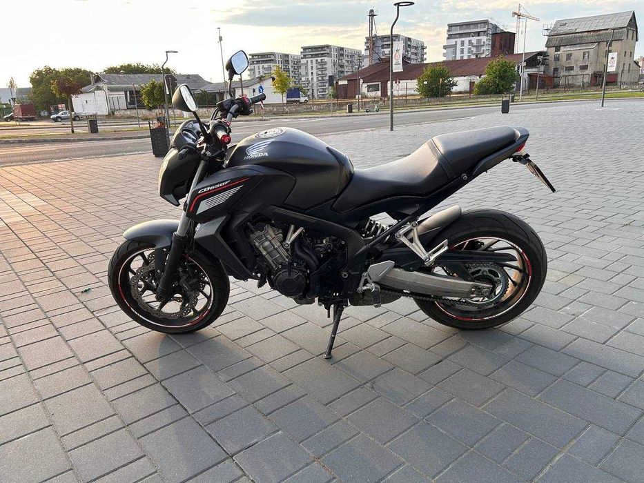 Honda CB650FA ABS - 2015, 82cp (Se poate limita legal pentru A2)