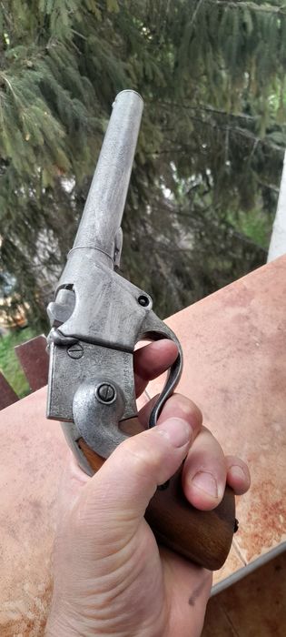 Vand pistol antic