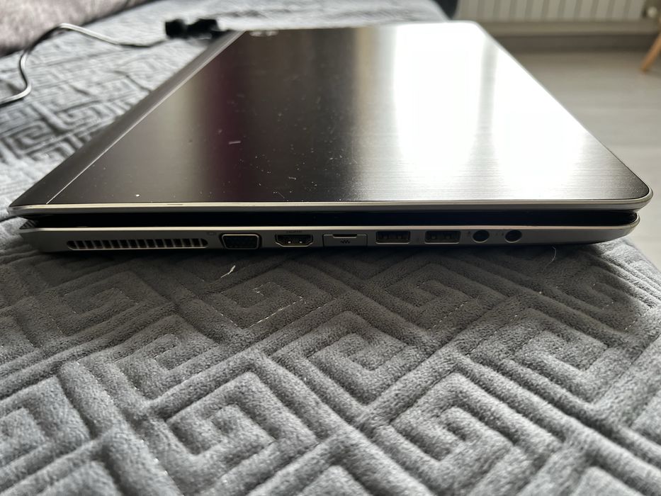 Продам ноутбук HP Pavilion dv7
