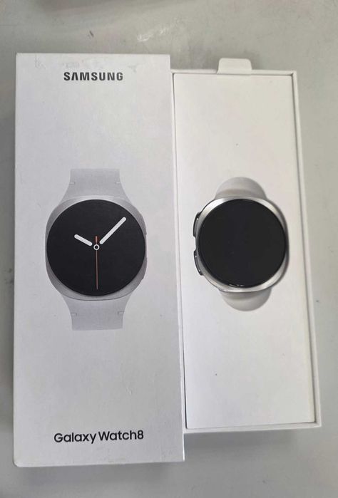 ***НОВ/Гаранция*** Samsung Galaxy Watch 8