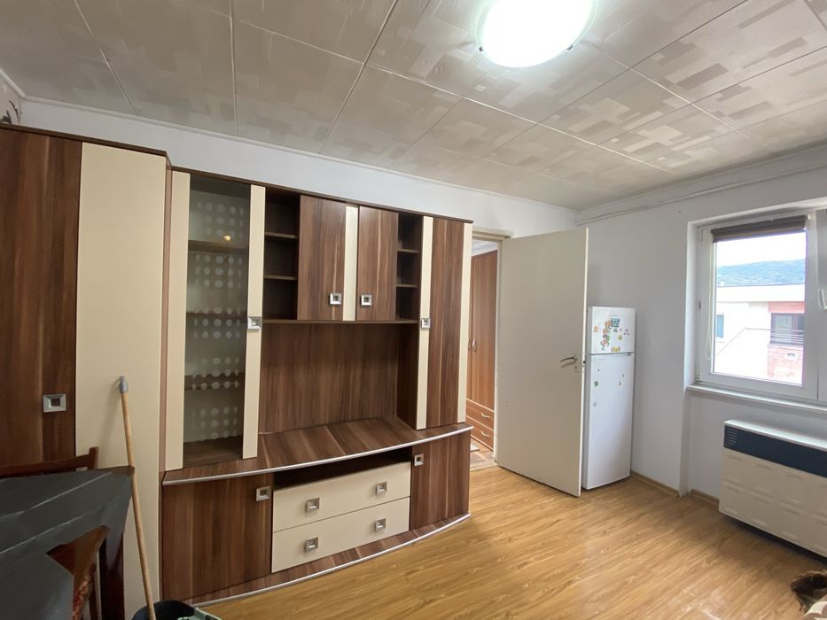 Apartament de vanzare , Sighisoara , strada Plopilor , etajul 4 , izolat exterior