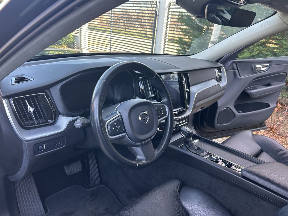 Volvo XC-60 -2020 - automat - tva deductibil inclus in pret