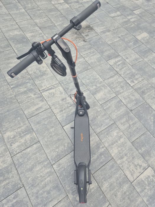 Trotinetă electrică Ninebot Segway F2 Pro