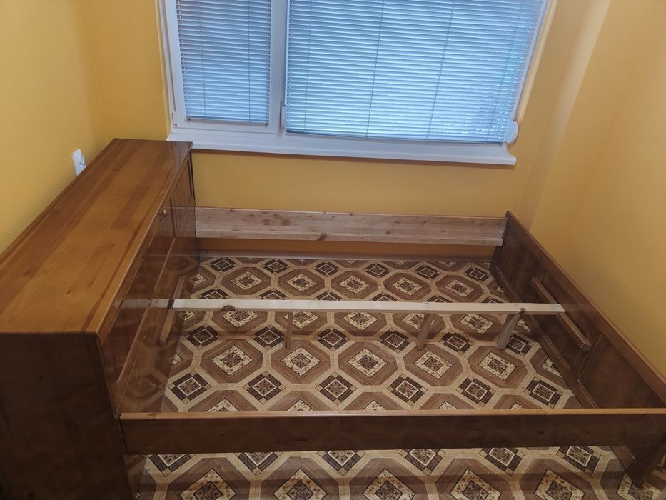 Спалня с ракла от масив + матрак