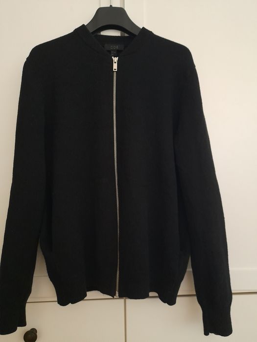 Cardigan COS, lână 100%,nr.36-38, 140 lei