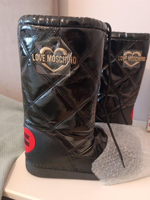 Апрески Love moschino