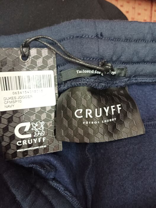 Оригинално ватирано долнище Cruyff XXL , 3XL ново мъжко g-star анцуг