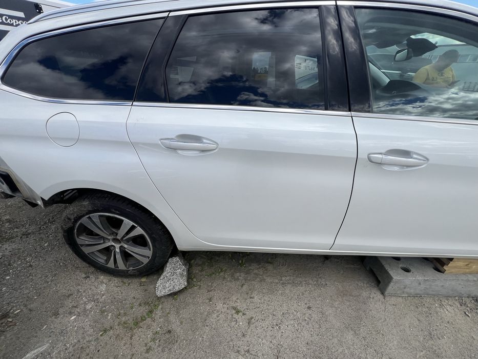 Vând ușă spate  Stanga/Dreapta Peugeot 308 T9