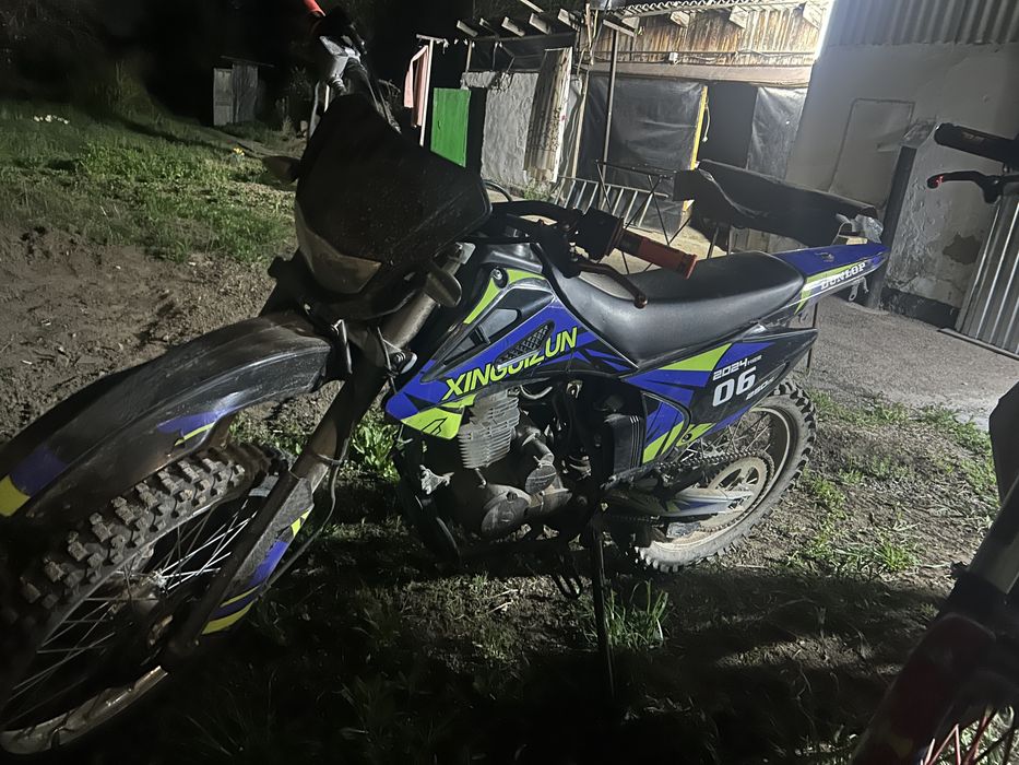 Мотоцикл 06 250 кубов