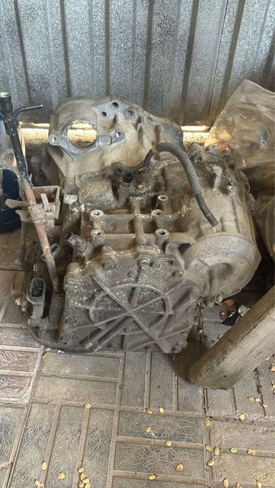 Коробка тайота Рав 4