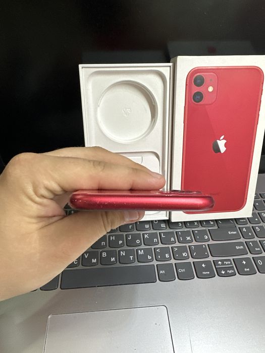 Продам Айфон 11 64GB RED