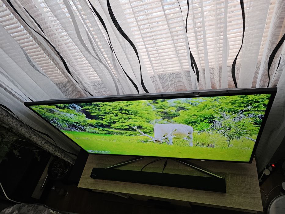 Телевизор Samsung UE50MU6172U