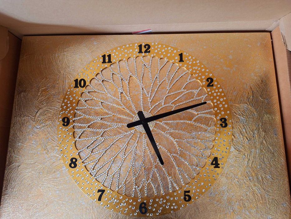 Часы настенные 70*50 Мариарти