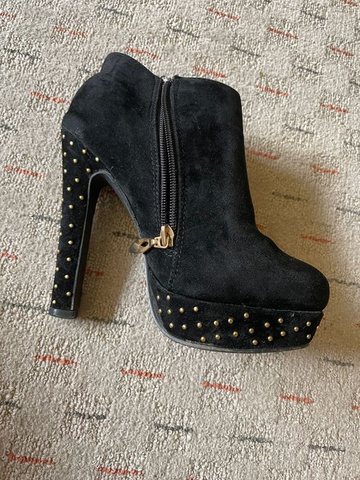 Botine cu toc inalt marimea 37