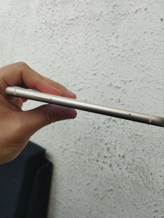 iPhone 11 64gb .