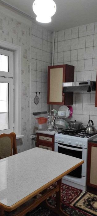 Юнусабад 2  2/4/4 Универсам Ипотека да