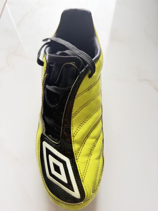 Футболни обувки ”Umbro” оригинални