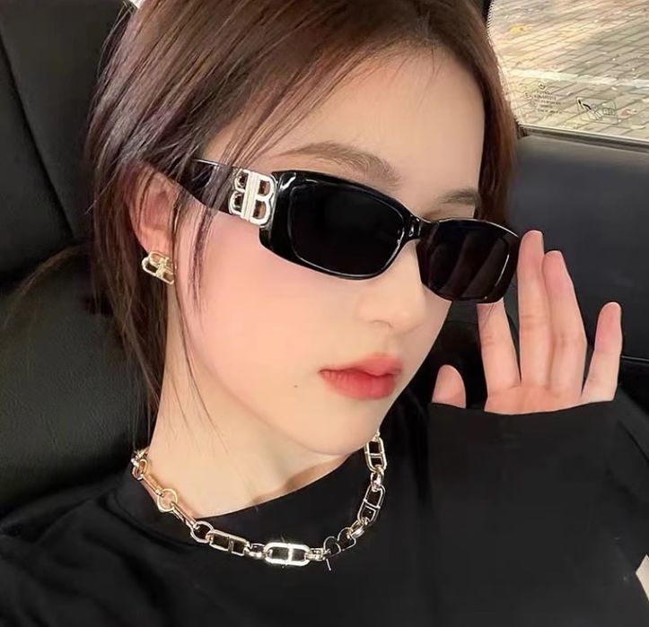 Продам очки черные