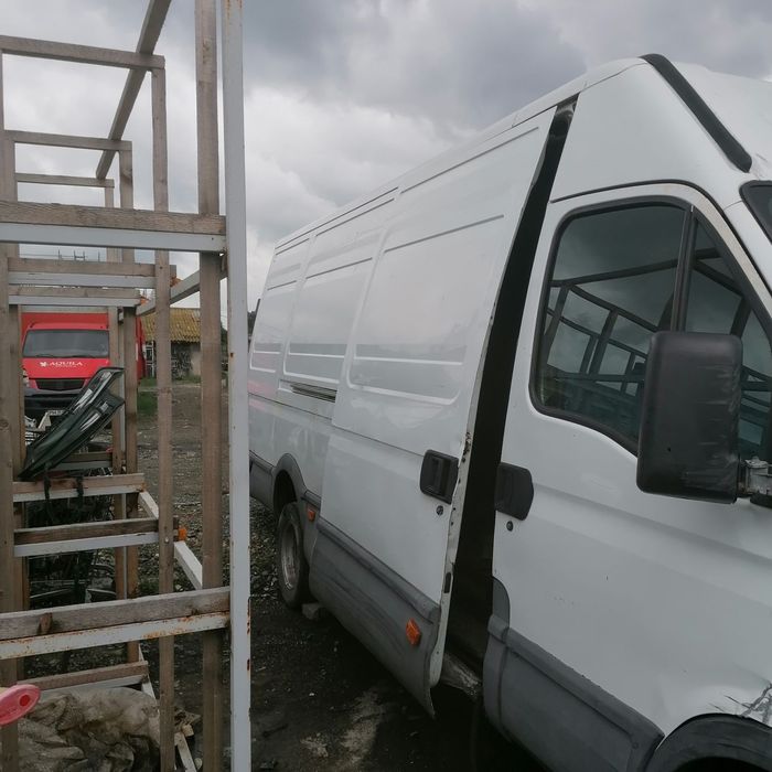 Dezmembrari  Iveco DAILY 3  1997  > 2007 35 S 11,35 C 11 (A2FC13AA, A