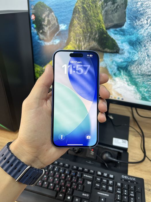 Телефон iPhone 16
