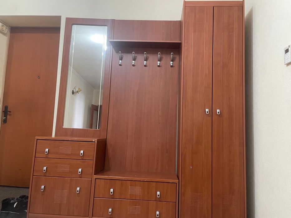 Продаётся мебель для прихожей