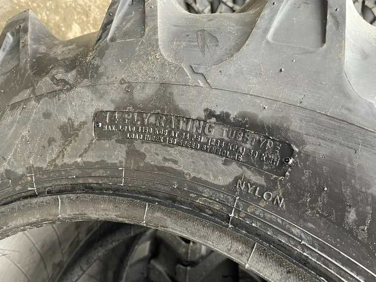 16.9-30 Anvelope noi de tractor cu 14Pliuri Cauciucuri OZKA de spate