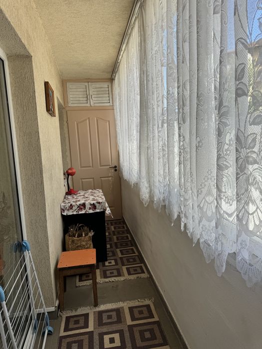 Apartament 55 mp cu loc de parcare de inchiriat Floresti str. Florilor