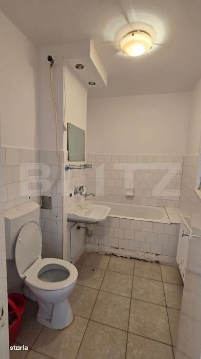 Apartament de vanzare, cu 3 camere, 76 mp, zona Micro 17