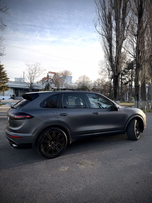 Porsche Cayenne Turbo