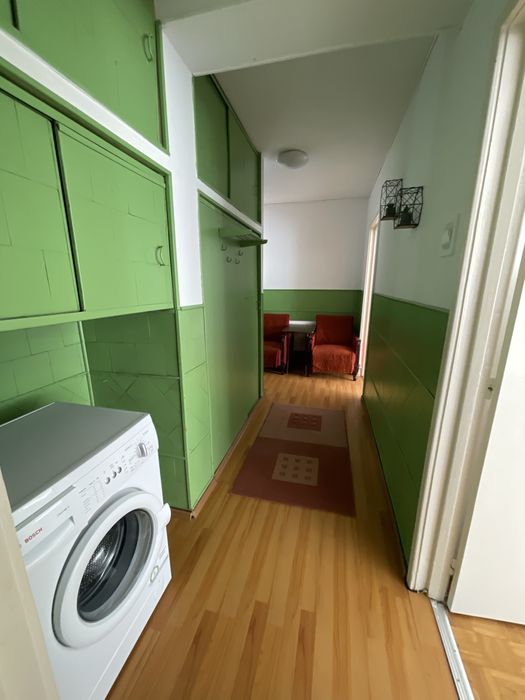 Se inchiriaza apartament cu 3 camere