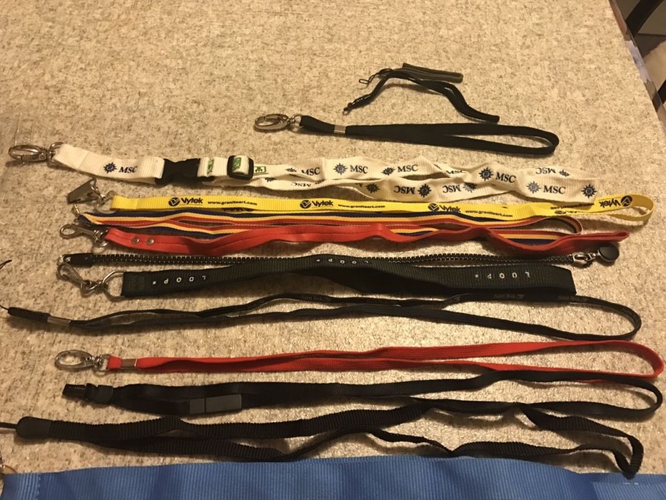 Snur telefon mobil iPhone Samsung Nokia snururi de gat si ecusoane