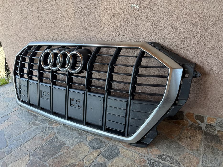 Решетка за Audi Q3 F3 (2018-2025)