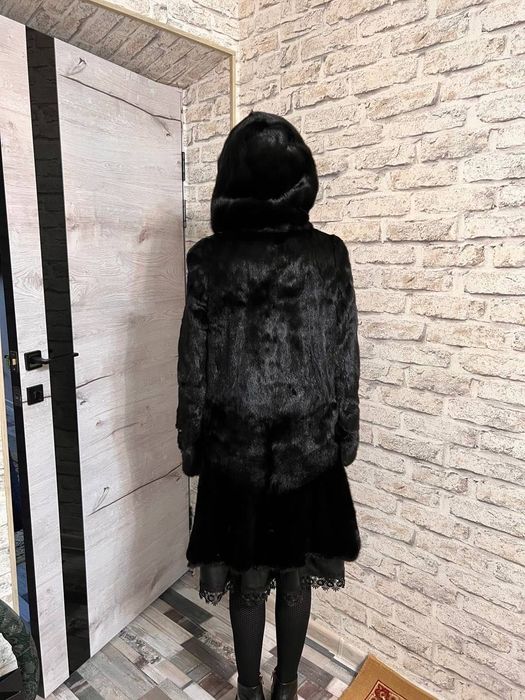 Шуба почти новая