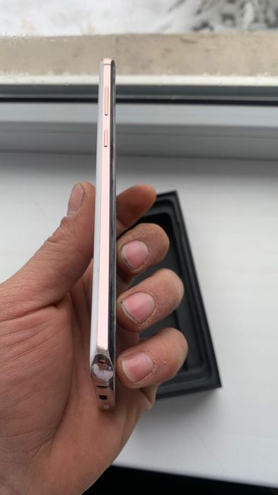 Samsung s10+ память 512гб Обмен на Айфон