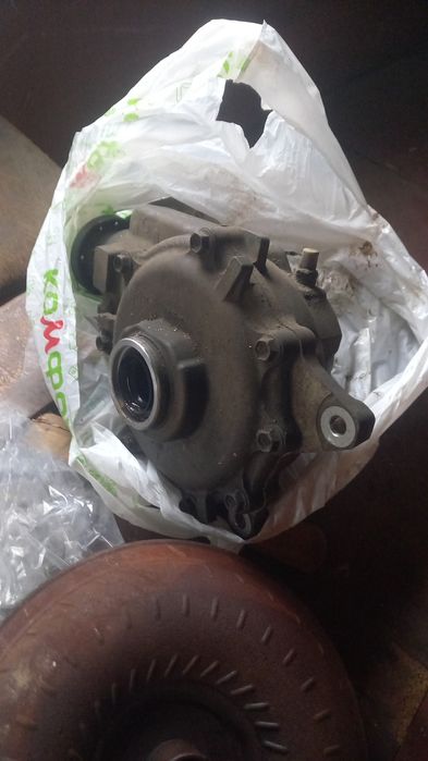 Продам раздатка Lexus Gs300 190