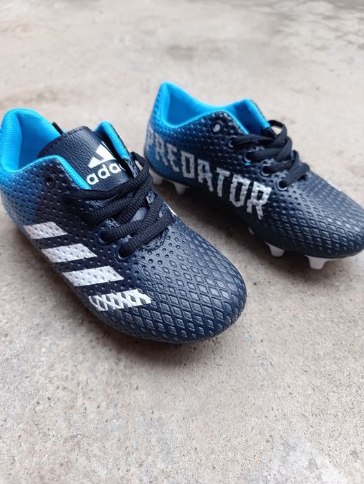 Ўғил боллар оёқ кийими