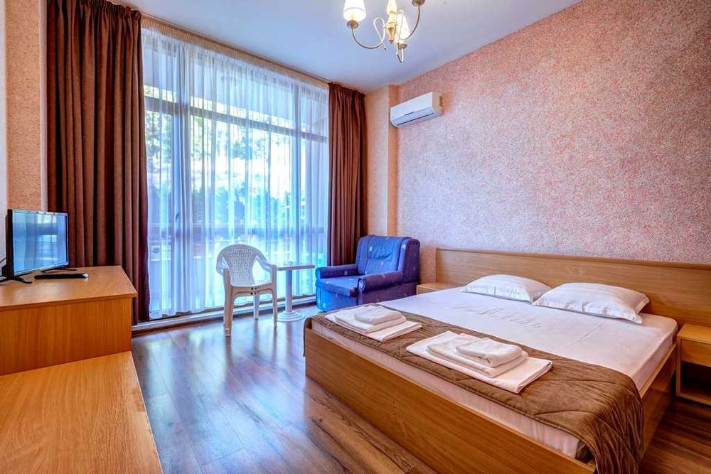 Продавам Студио до плажа в Шкорпиловци | Басейн | Готово за нощувки