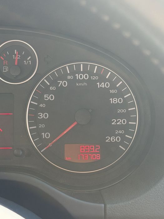 Audi A3 1.6 Benzină • 2008 • 103 CP