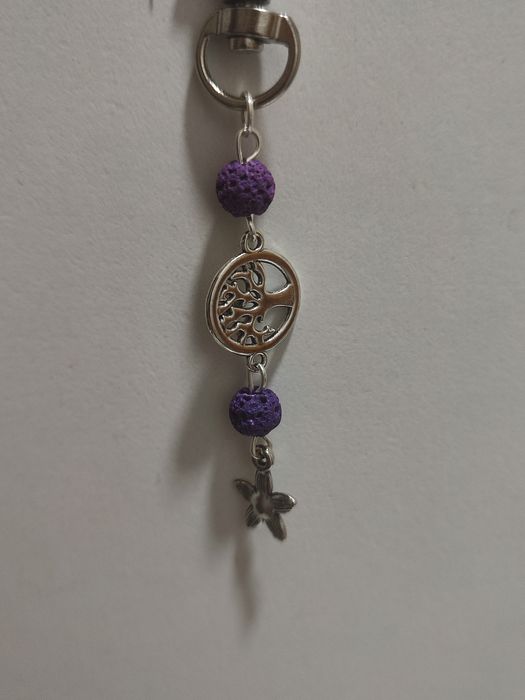 Martisoare handmade din cristale