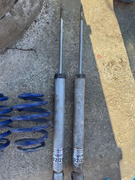 Amortizor spate coborât pentru E46.