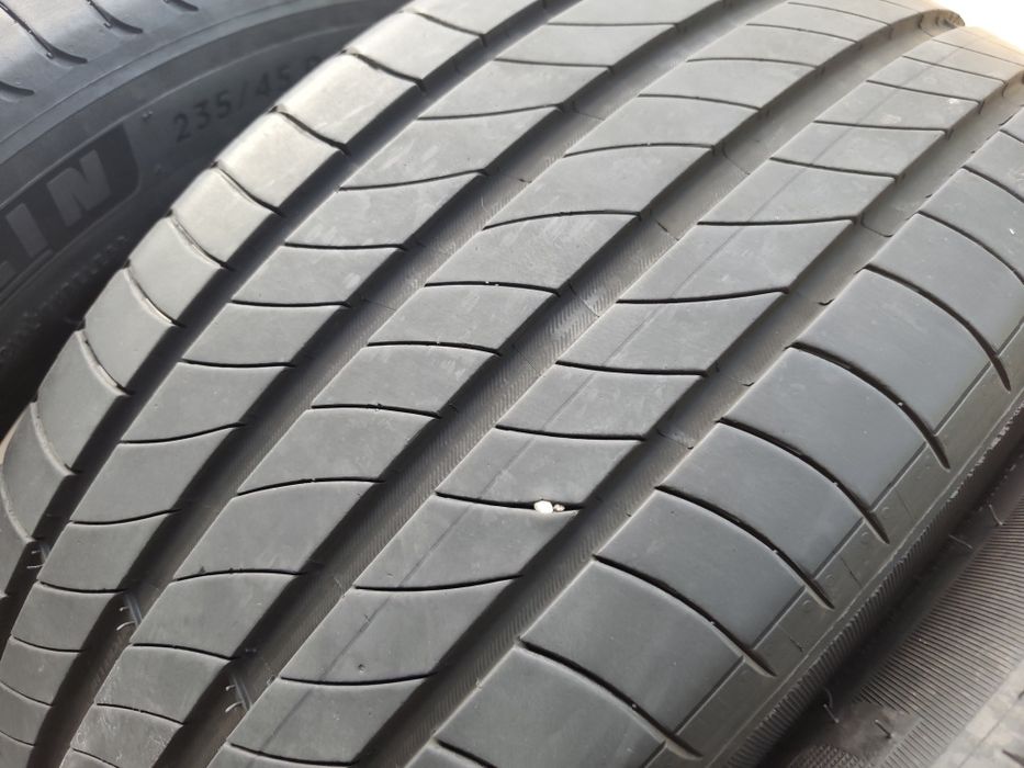 235/45/18" 4бр Michelin e-primacy ,dot3723,5mm