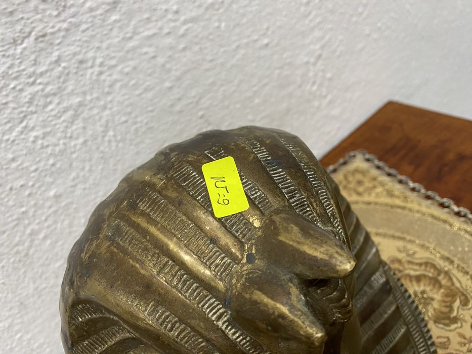 Голяма египетска фигура от месинг тутанкамон