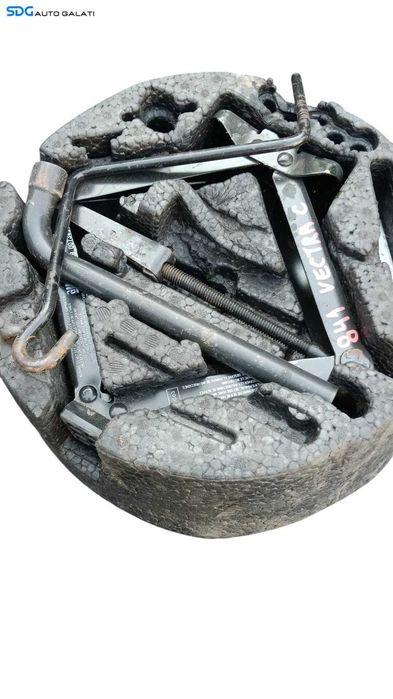 Kit Trusa Spuma Cric Cheie Roti Carlig Remorcare Opel Vectra C 2002 - 2008 [M8650]