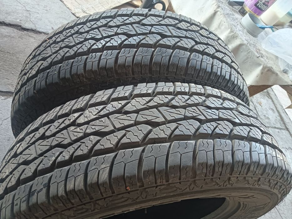 Продам шины на кросовки или джип