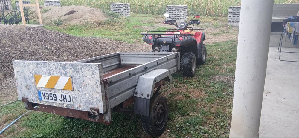 Vand ATV sau schimb