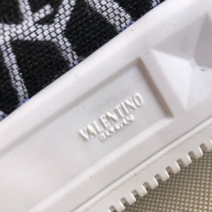 Adidași Valentino